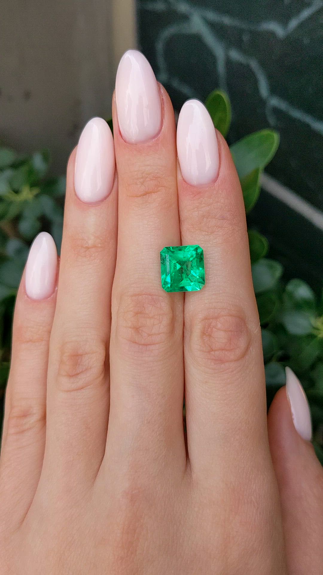 4.62 Ct. Emerald from Colombia Size Video