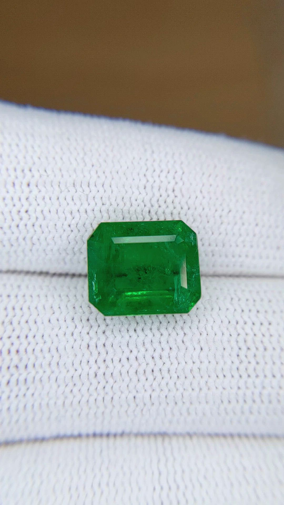 5.40 Ct. Emerald from Zambia Size Video