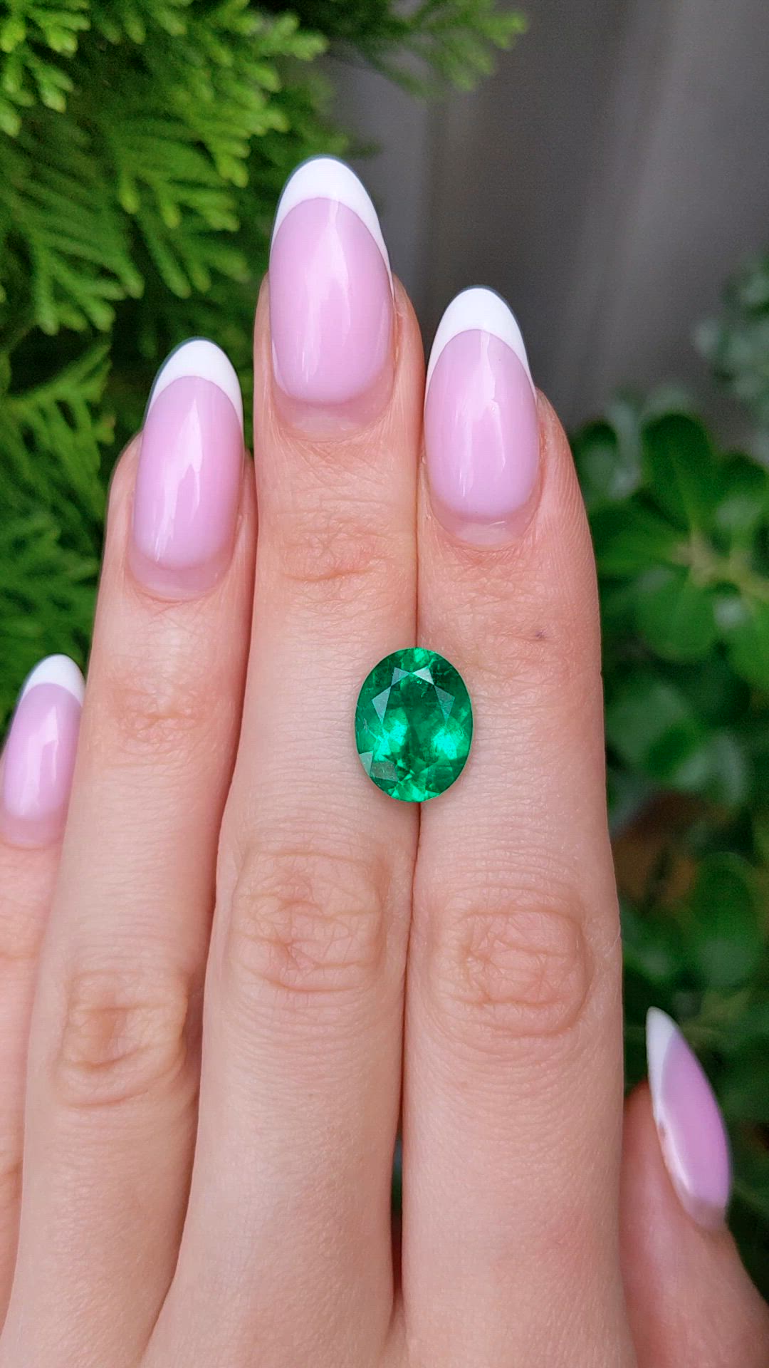 4.52 Ct. Emerald from Colombia Size Video