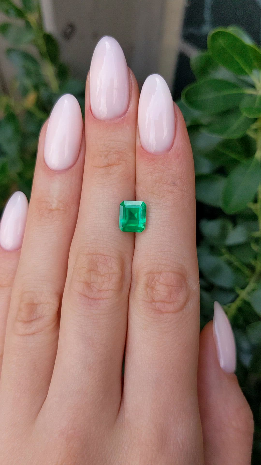 2.18 Ct. Emerald from Brazil Size Video