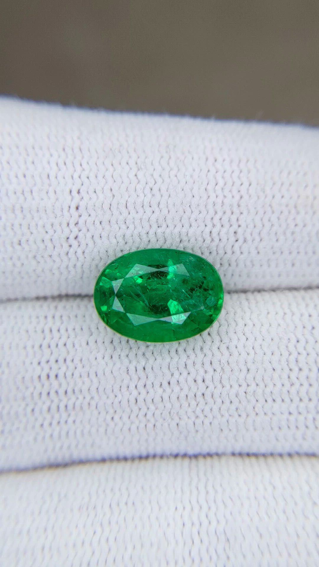 3.79 Ct. Emerald from Zambia Size Video