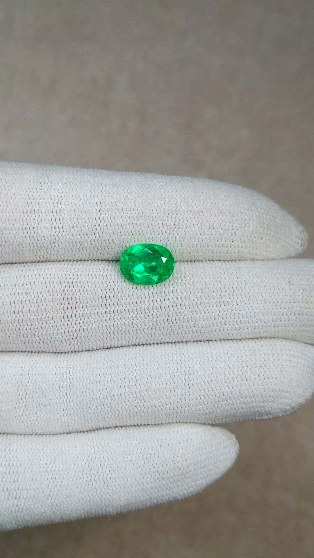 2.55 Ct. Emerald from Colombia Size Video