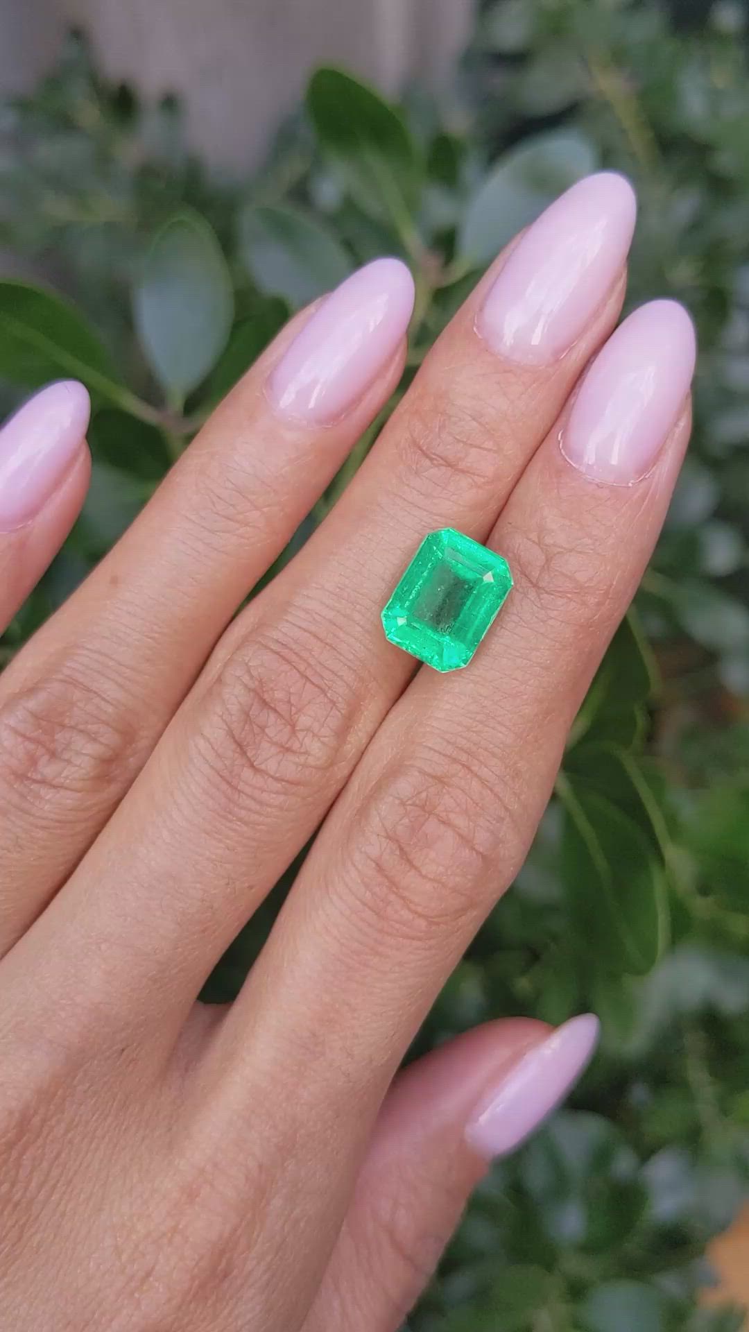5.74 Ct. Emerald from Colombia Size Video