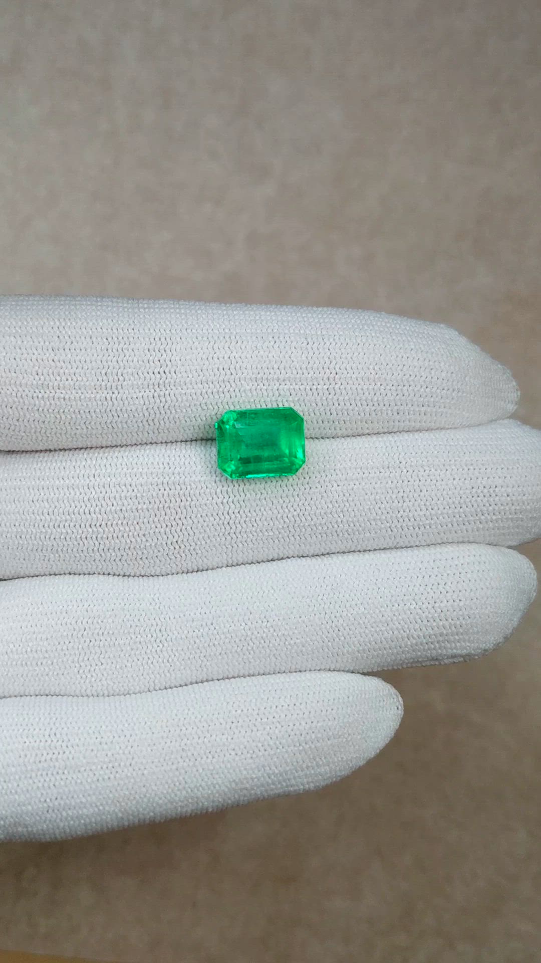 5.74 Ct. Emerald from Colombia Size Video