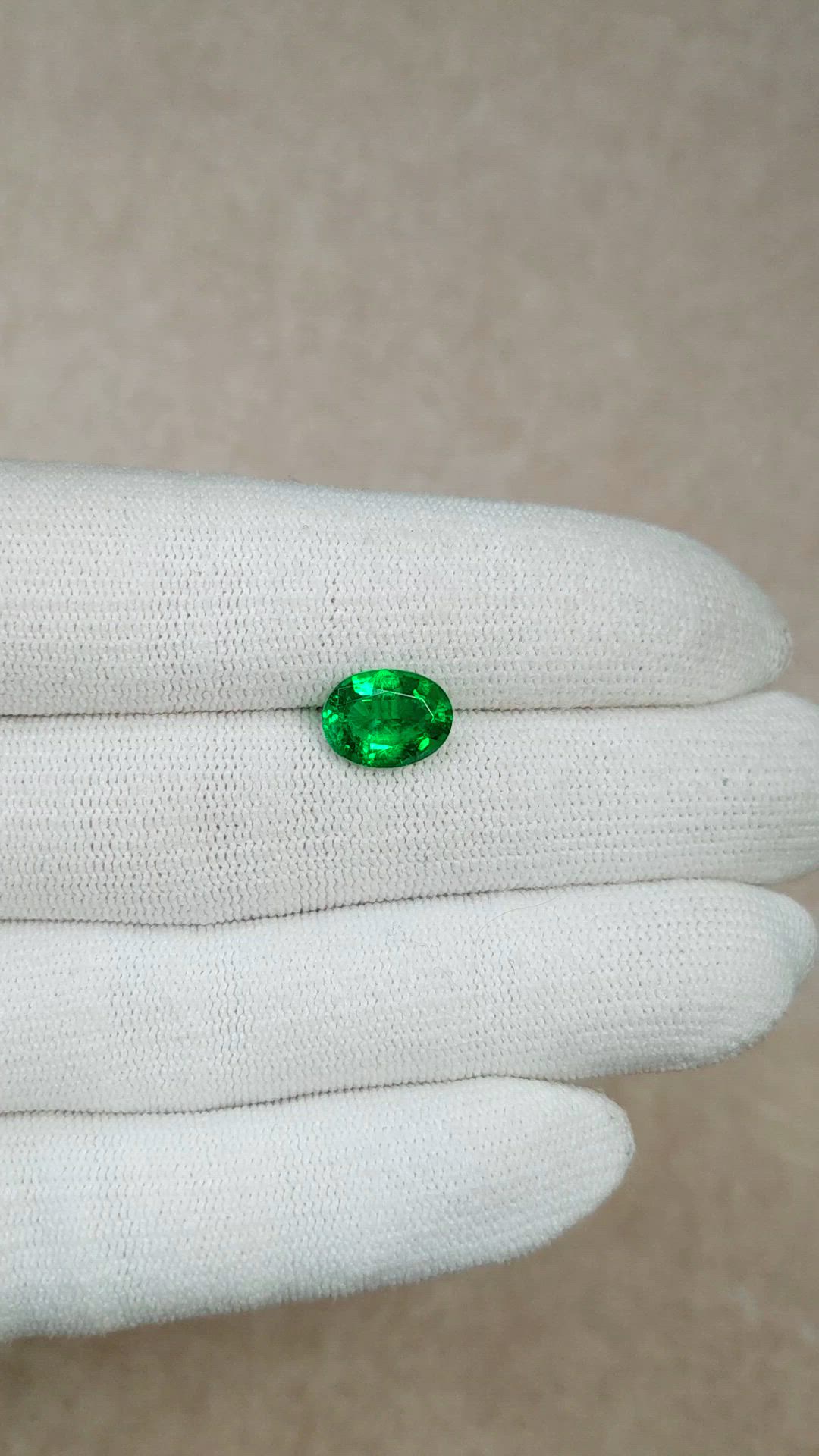 2.66 Ct. Emerald from Colombia Size Video