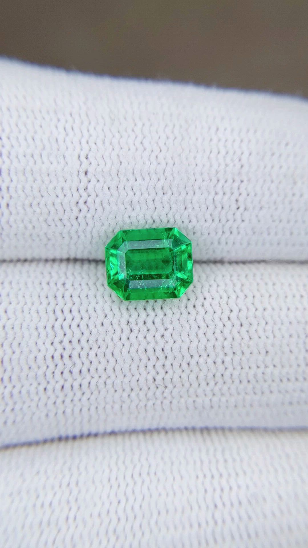 1.82 Ct. Emerald from Colombia Size Video