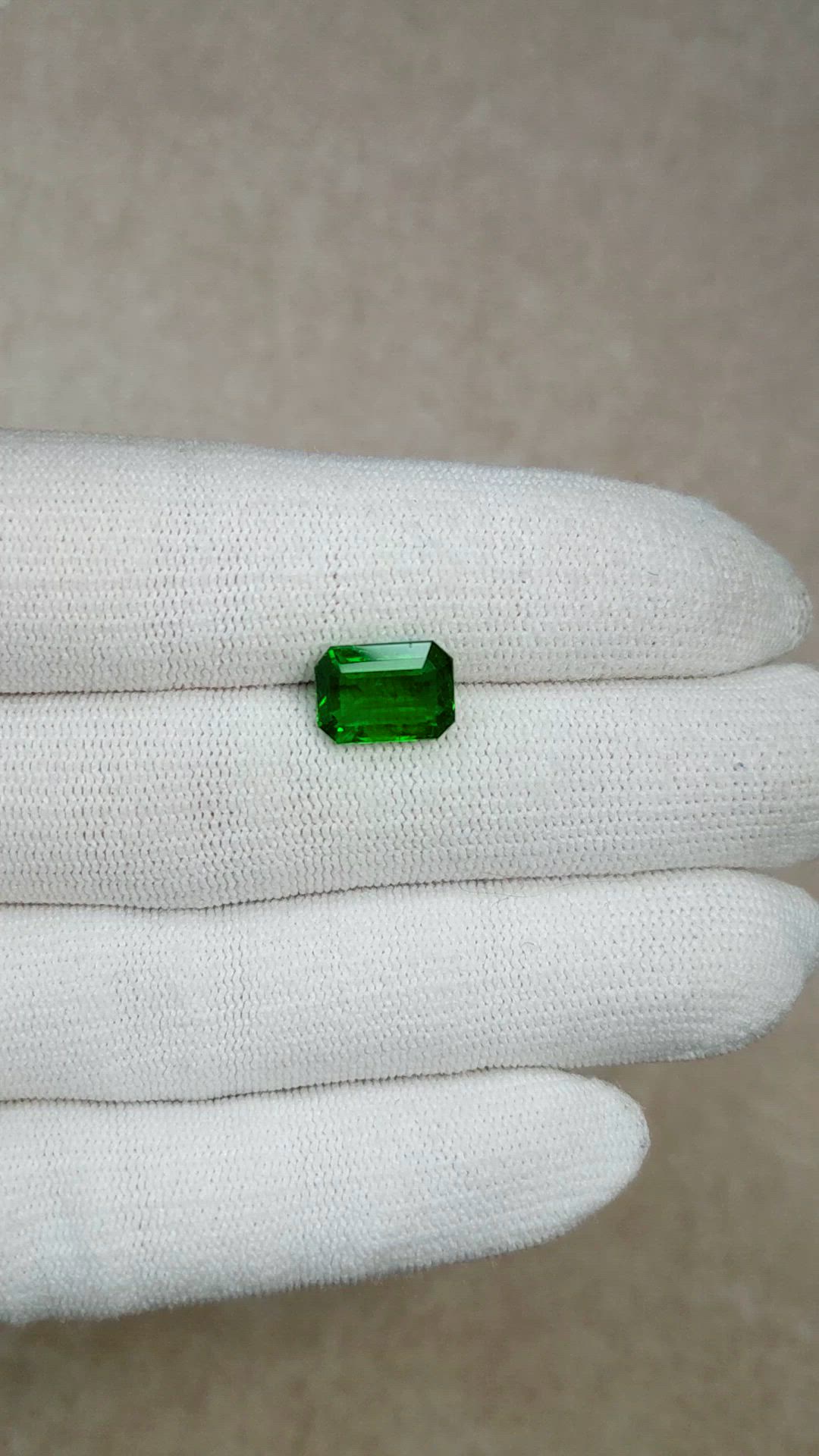 3.27 Ct. Emerald from Zambia Size Video