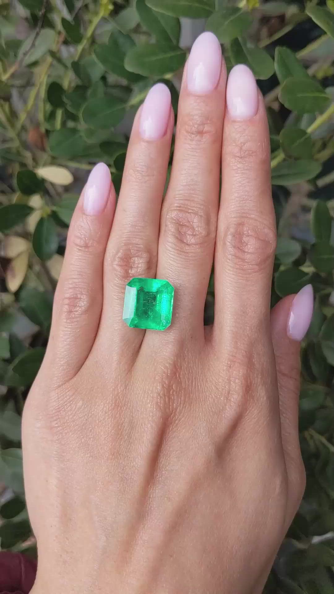 12.16 Ct. Emerald from Colombia Size Video