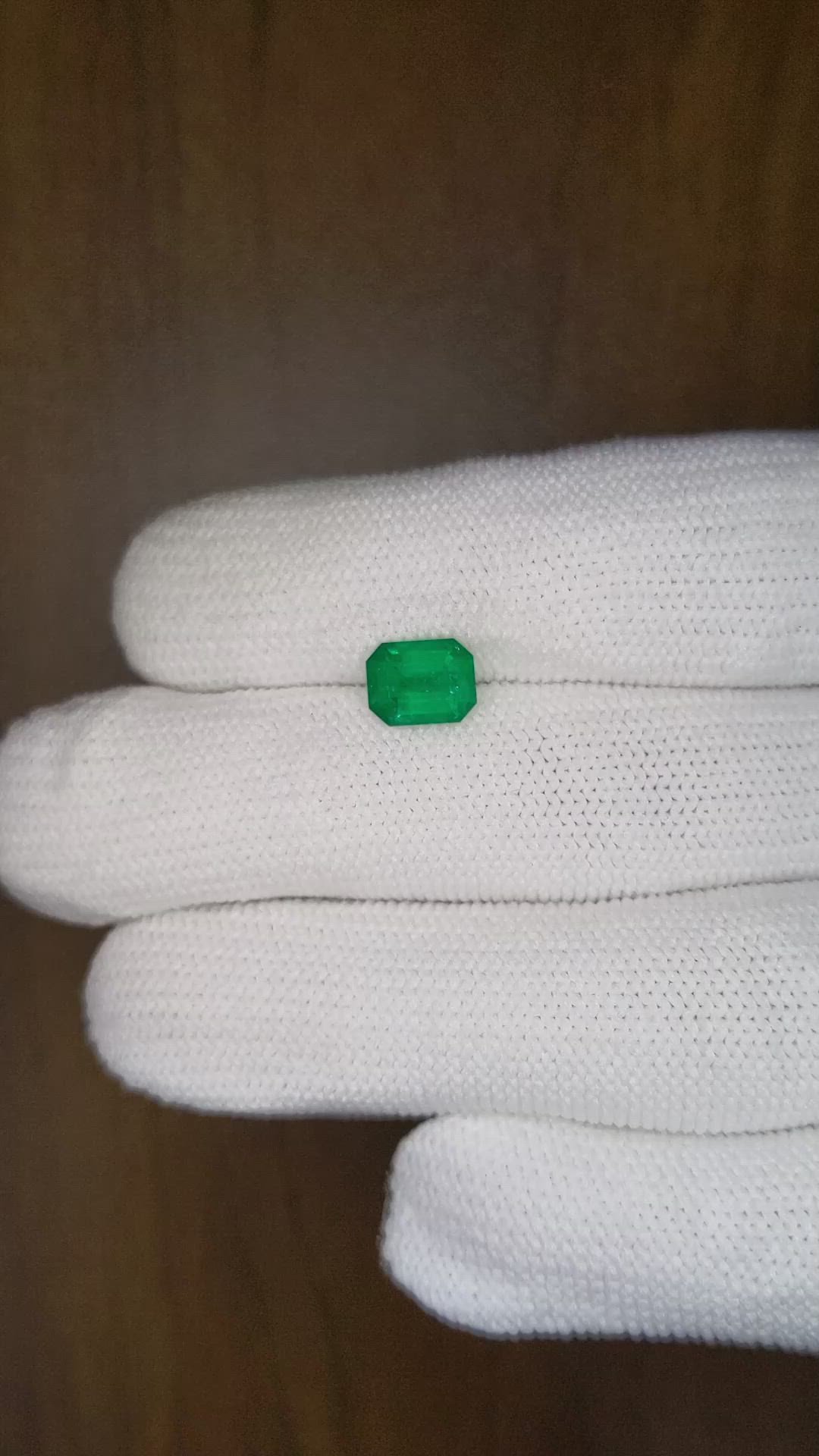 1.18 Ct. Emerald from Zambia Size Video