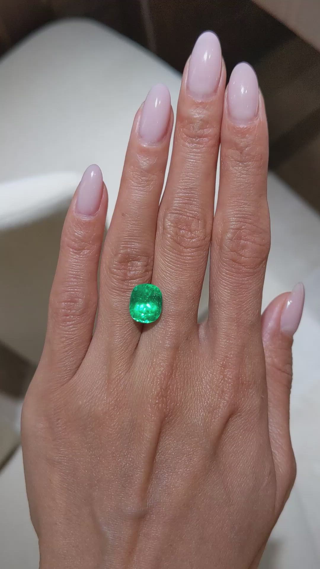 4.83 Ct. Emerald from Colombia Size Video