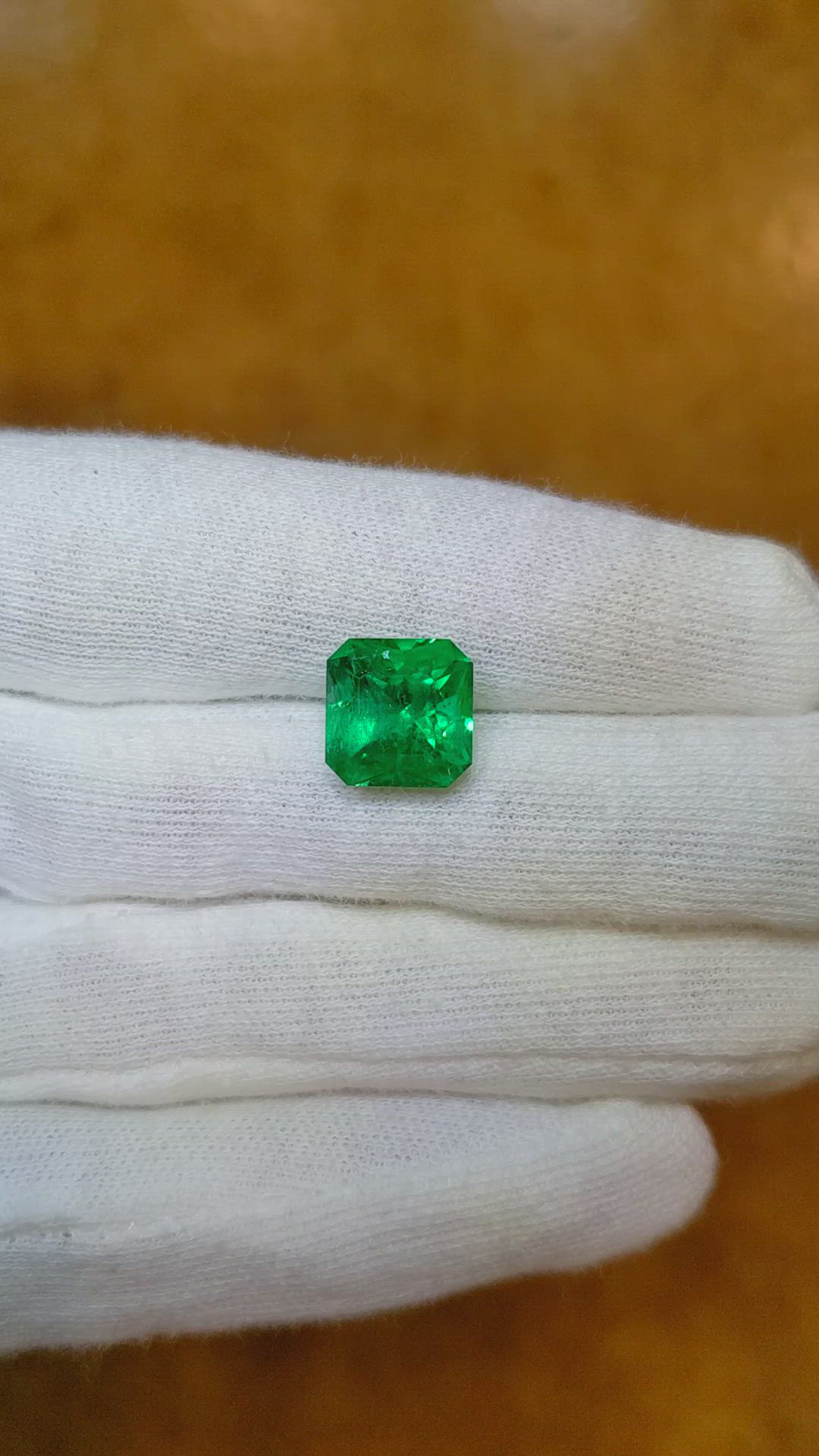 4.19 Ct. Emerald from Zambia Size Video