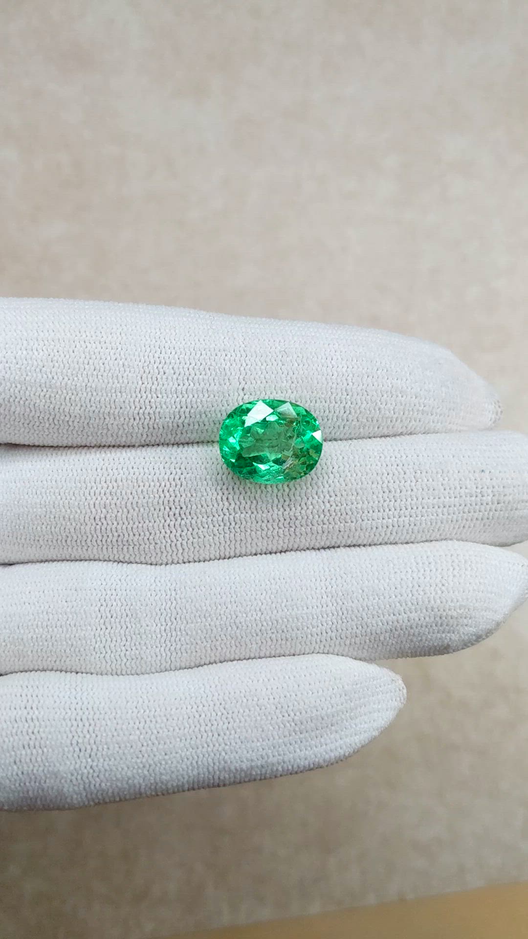 8.46 Ct. Emerald from Colombia Size Video