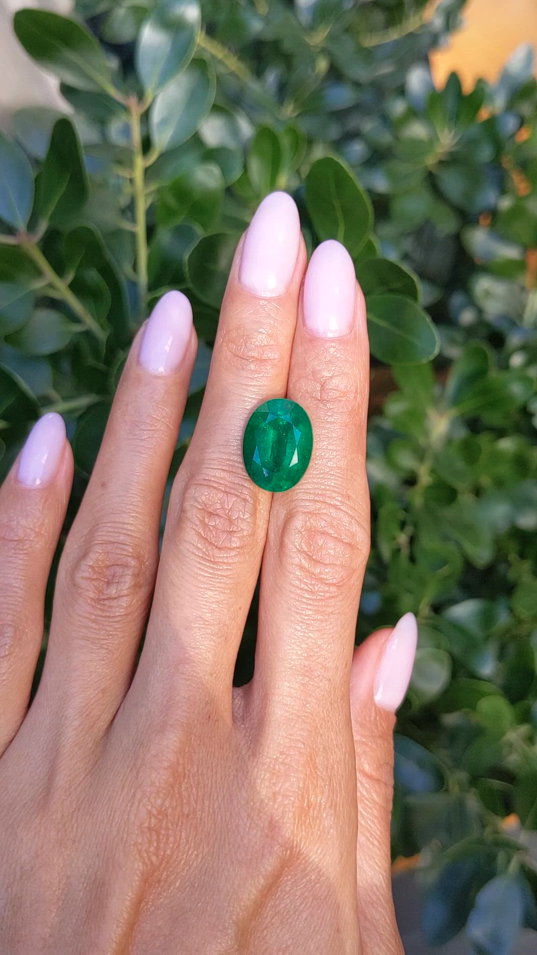 8.76 Ct. Emerald from Zambia Size Video