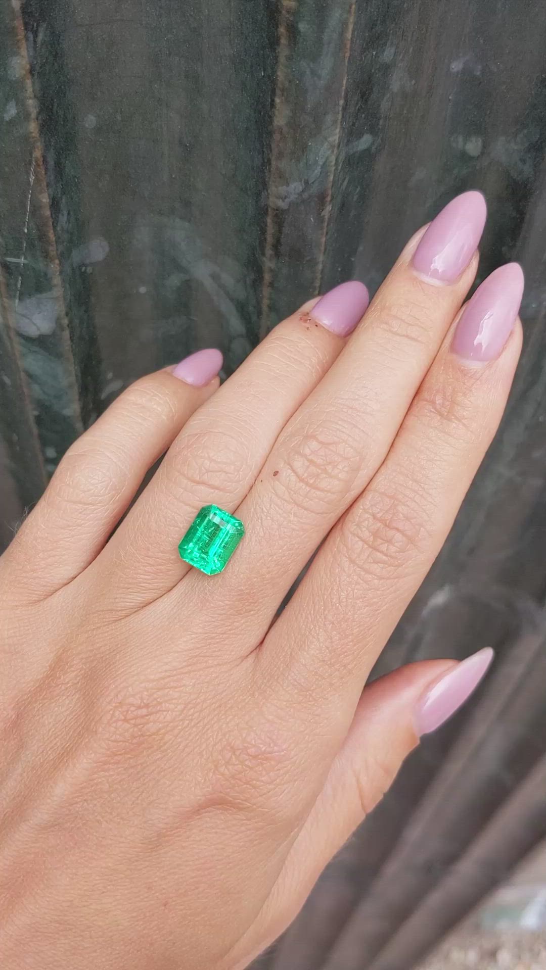 3.06 Ct. Emerald from Colombia Size Video
