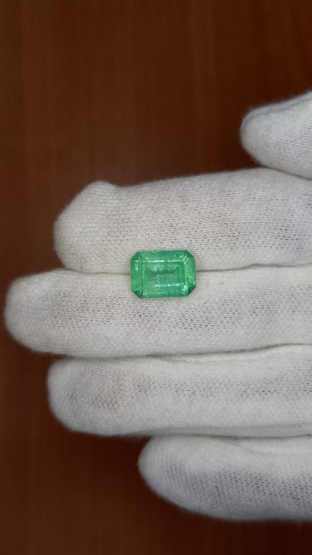 3.11 Ct. Emerald from Brazil Size Video
