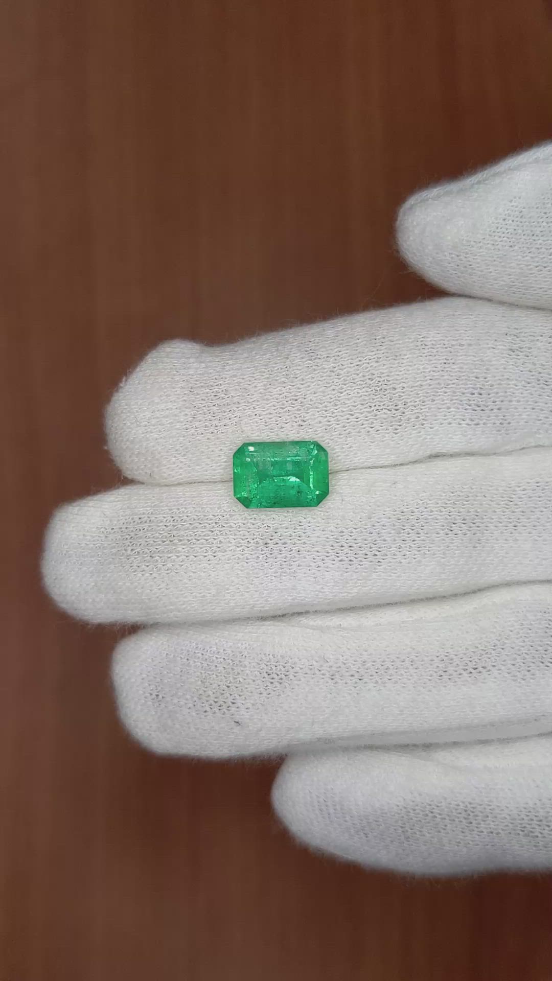 2.08 Ct. Emerald from Brazil Size Video