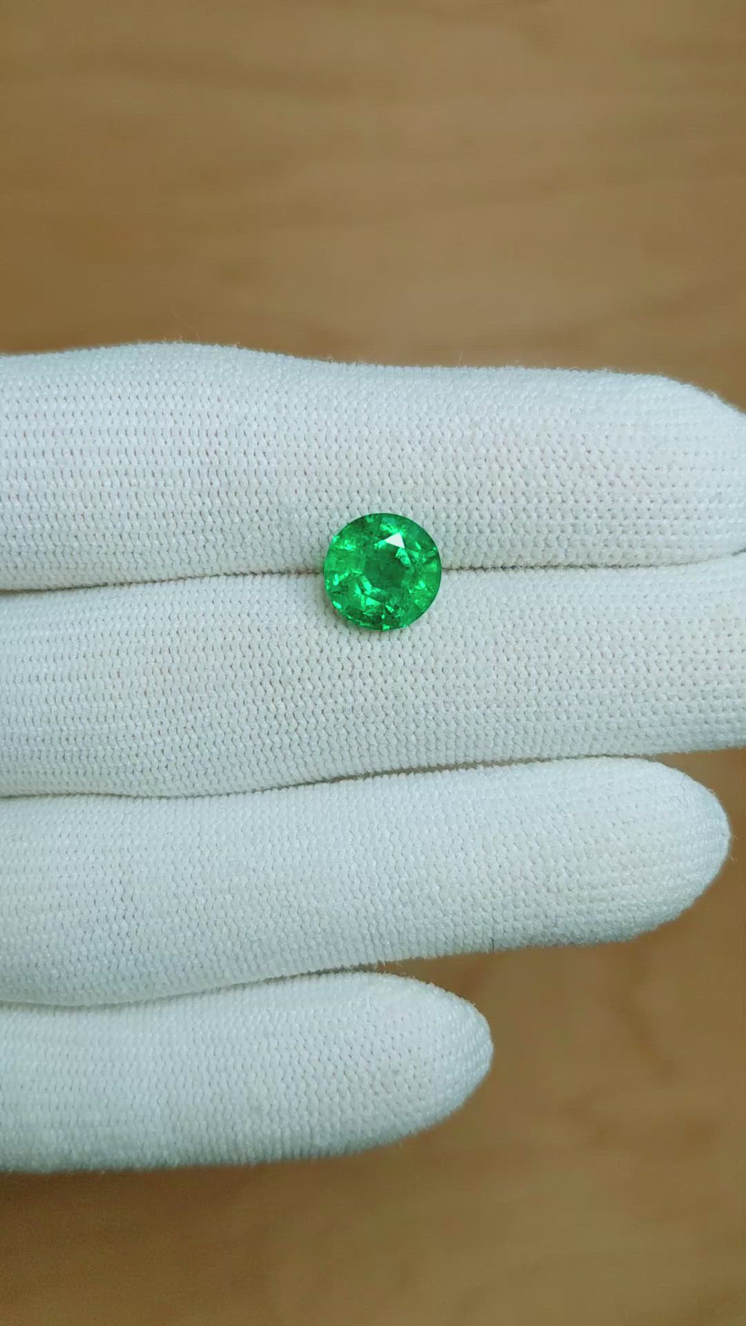 2.55 Ct. Emerald from Zambia Size Video