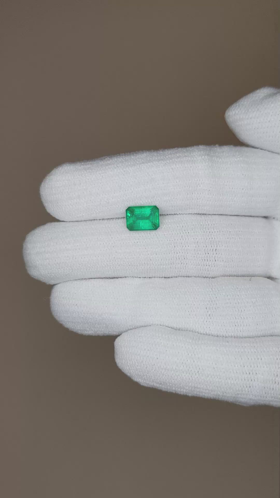1.35 Ct. Emerald from Zambia Size Video