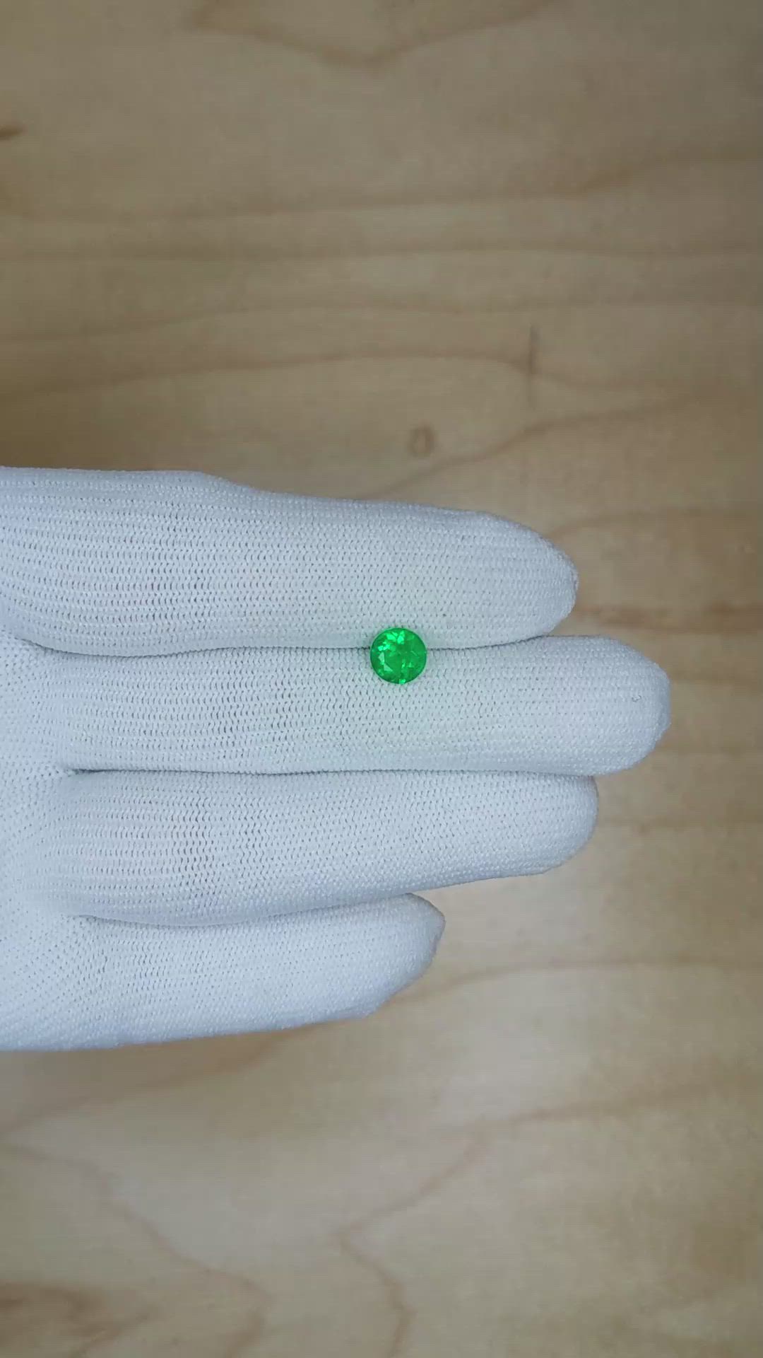 0.73 Ct. Emerald from Zambia Size Video