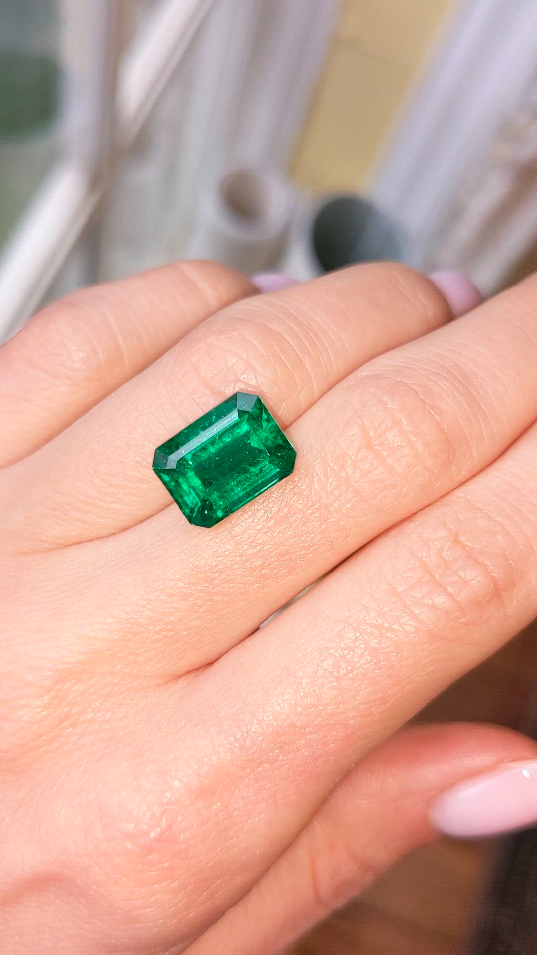 6.57 Ct. Emerald from Zambia Size Video