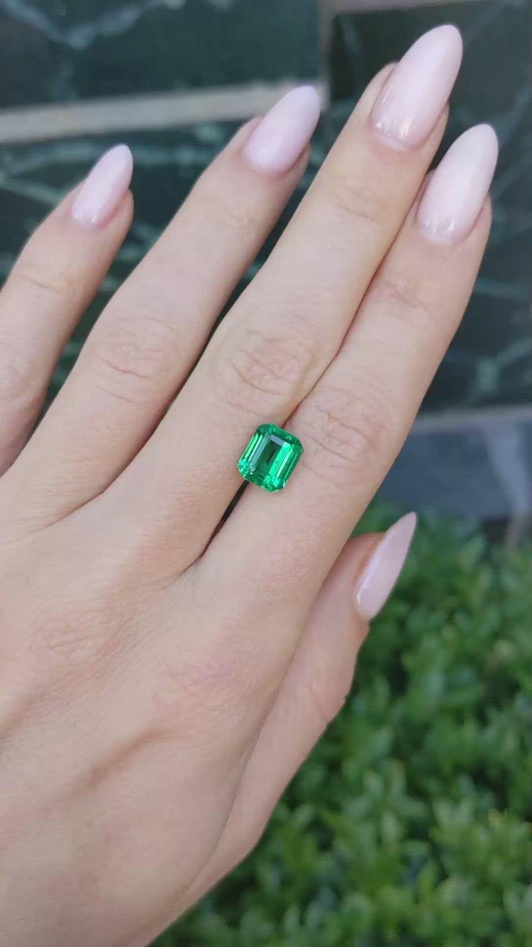 2.61 Ct. Emerald from Zambia Size Video