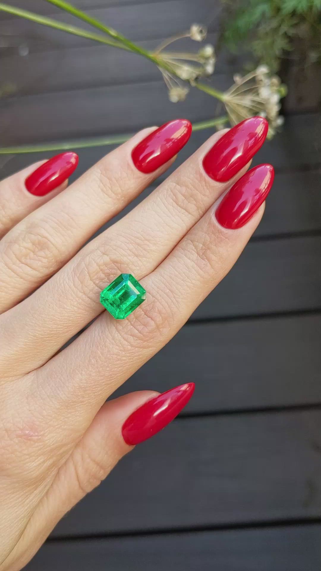 3.61 Ct. Emerald from Colombia Size Video