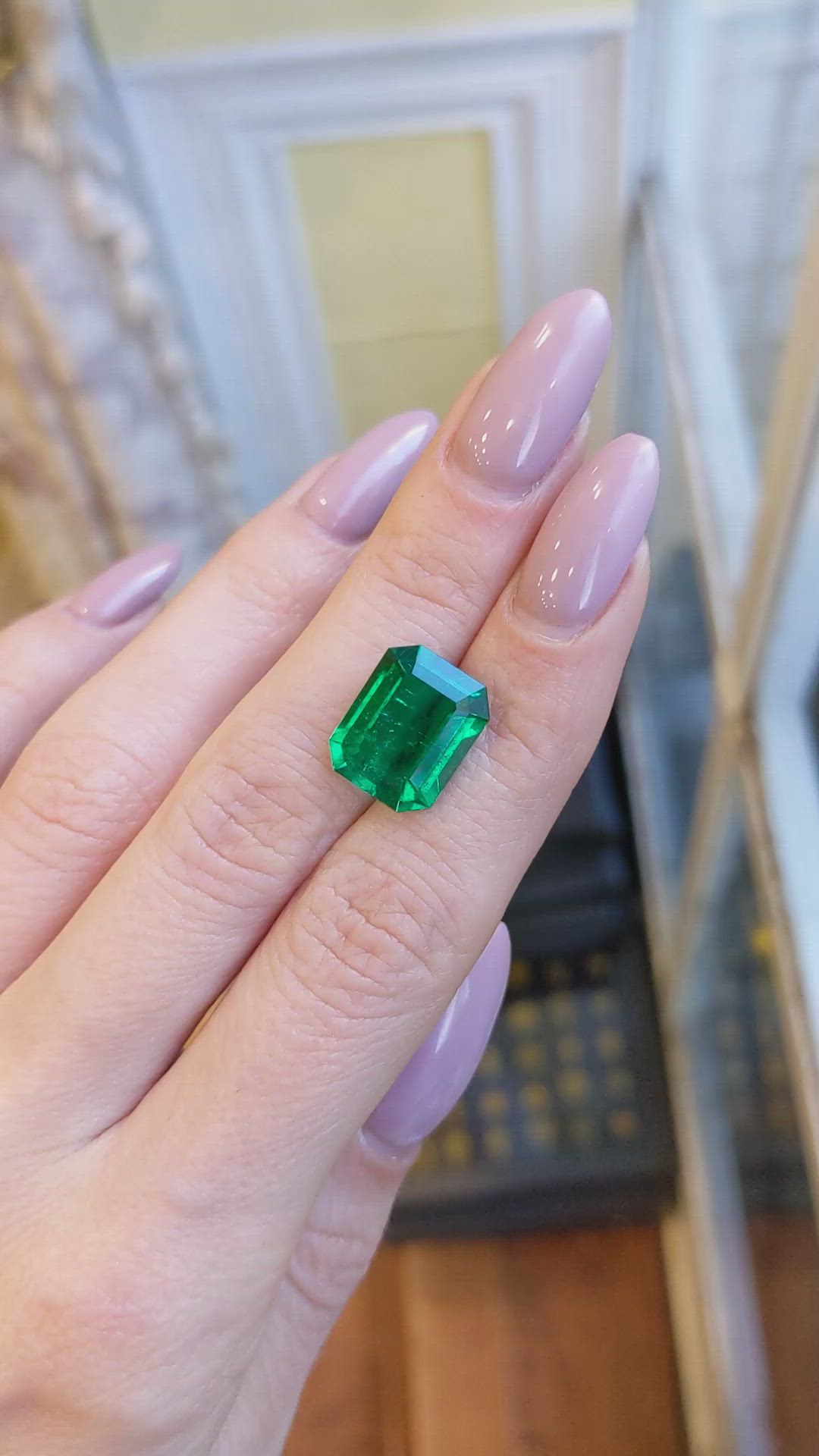 5.94 Ct. Emerald from Afghanistan Size Video