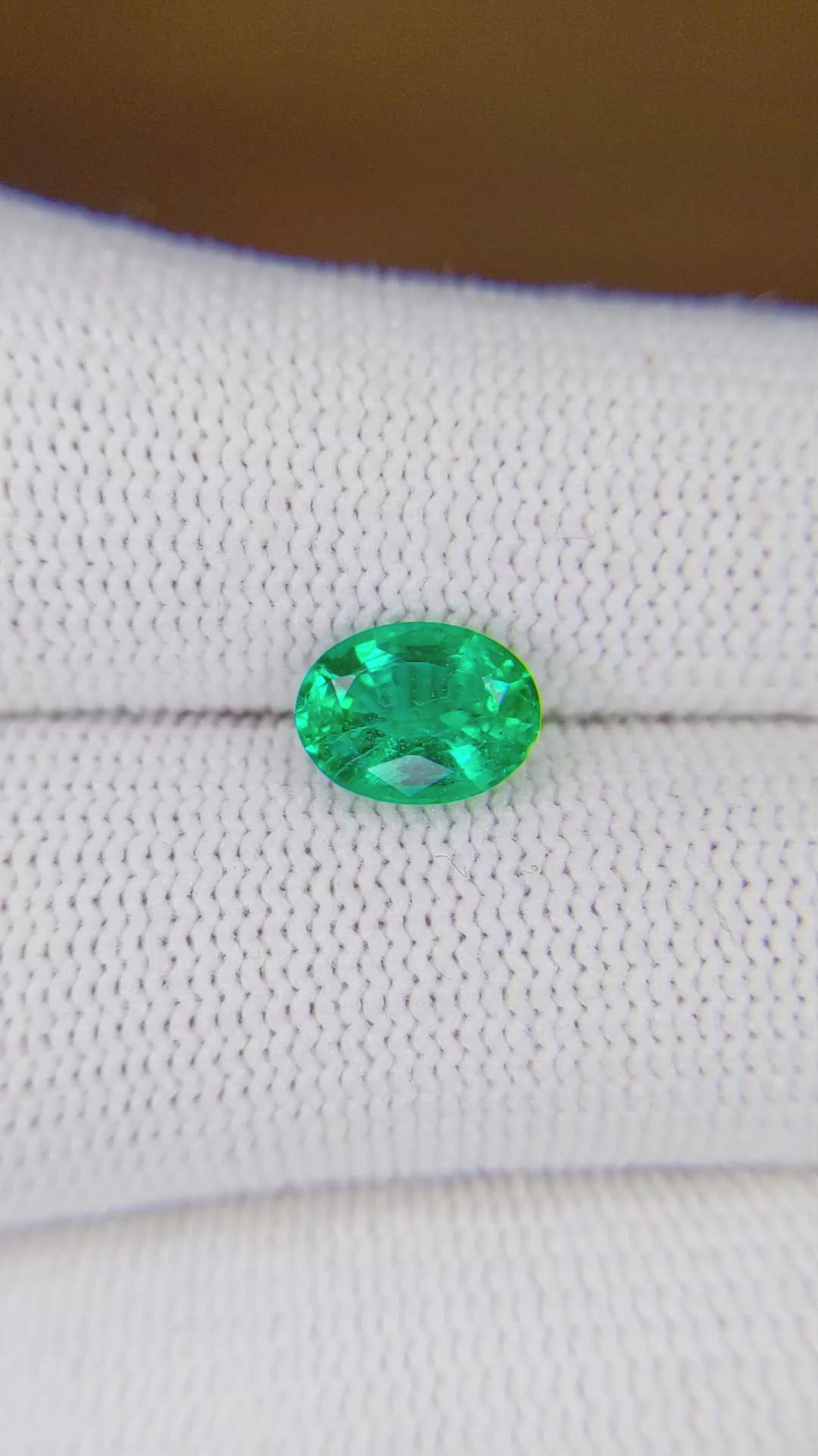 1.21 Ct. Emerald from Zambia Size Video