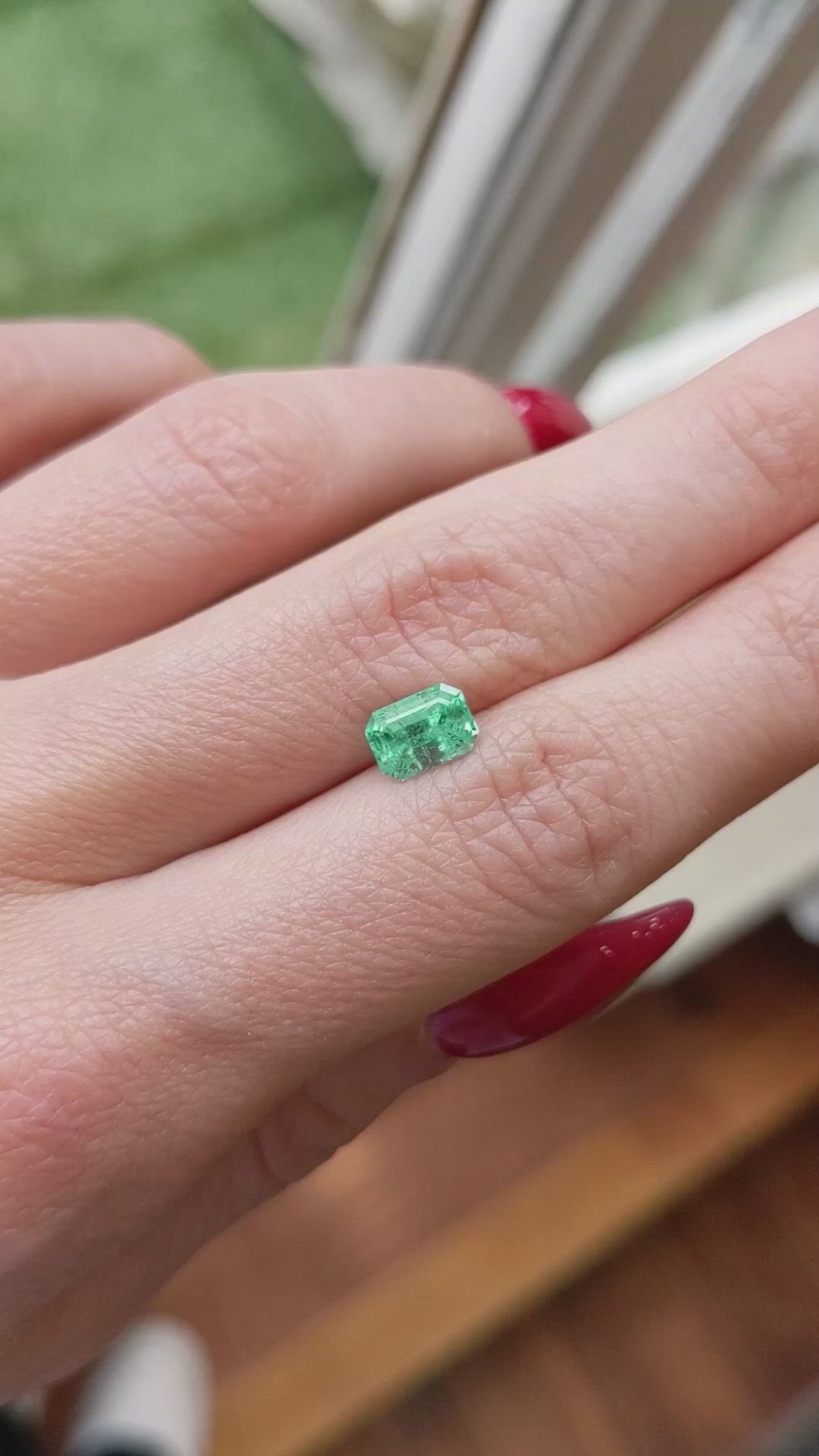 1.03 Ct. Emerald from Russia Size Video
