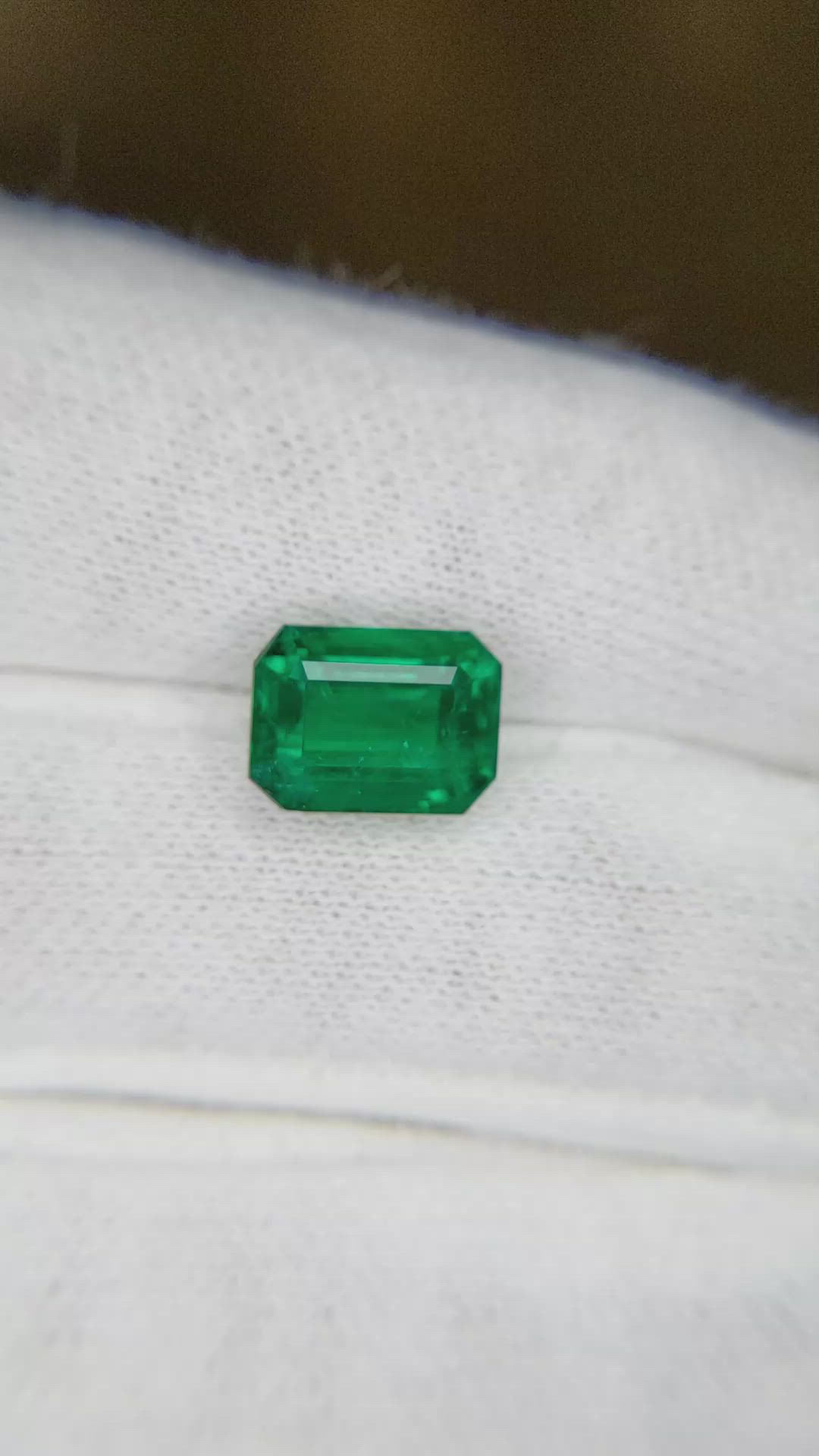 2.49 Ct. Emerald from Zambia Size Video