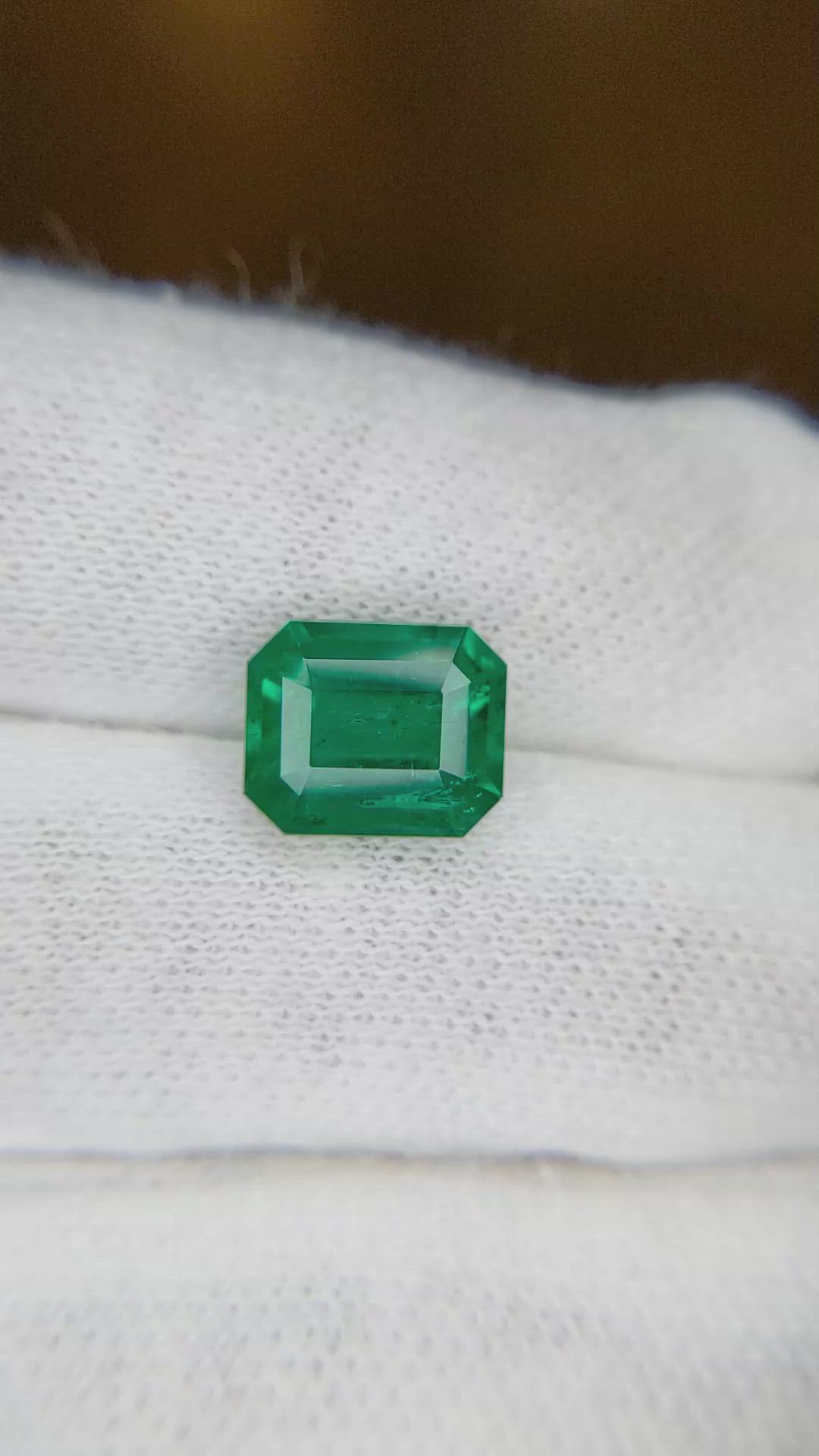 3.04 Ct. Emerald from Colombia Size Video