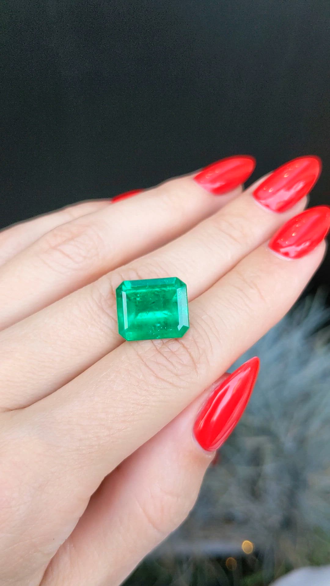 6.77 Ct. Emerald from Colombia Size Video