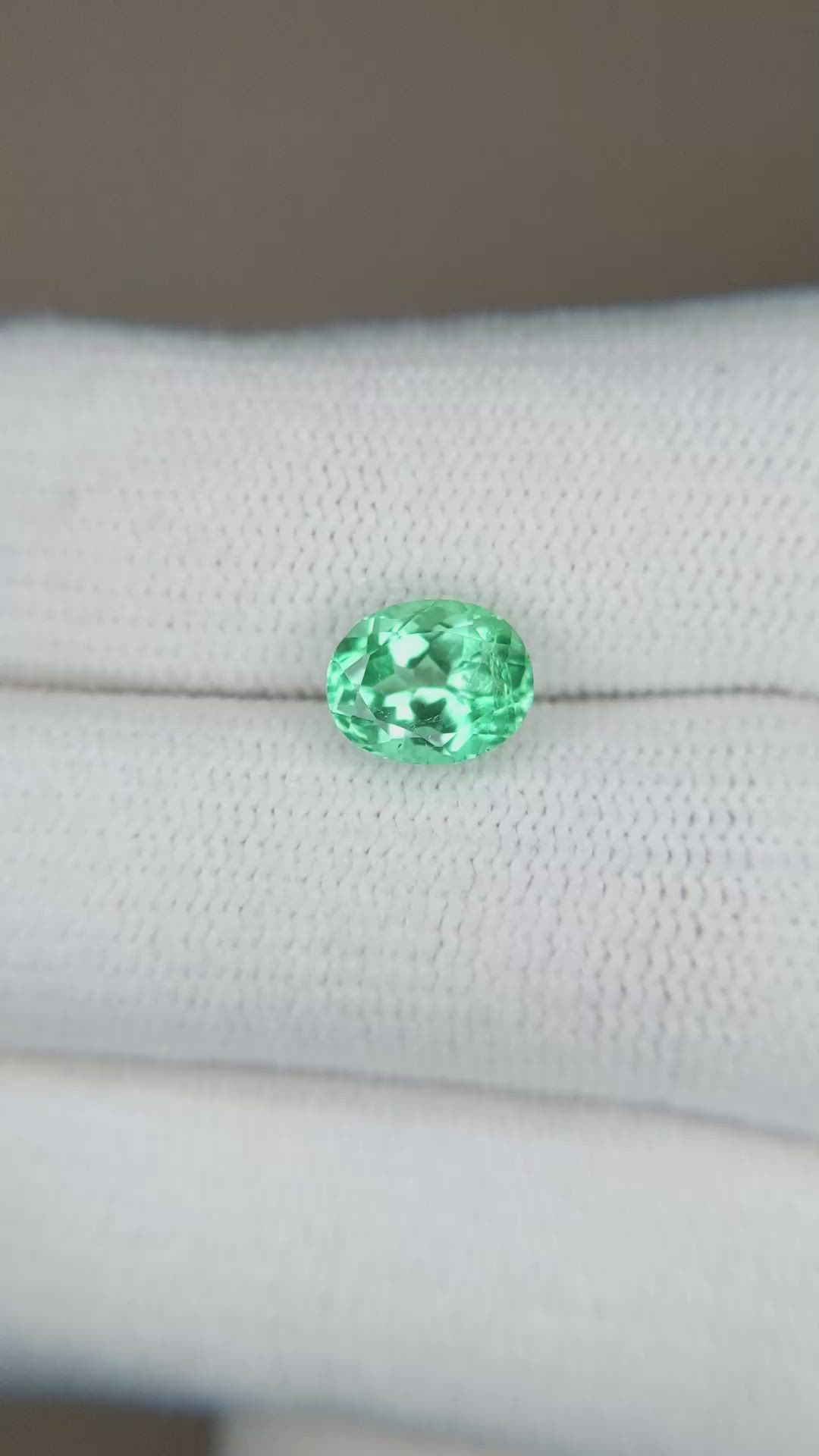 1.15 Ct. Emerald from Colombia Size Video