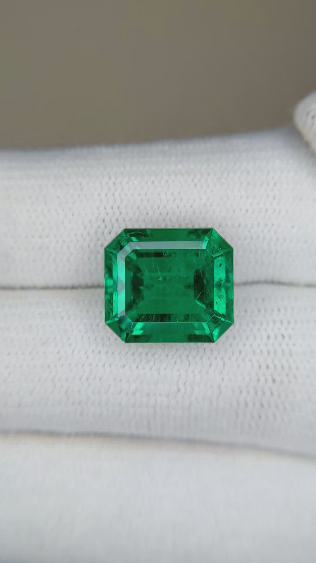 6.01 Ct. Emerald from Colombia Size Video