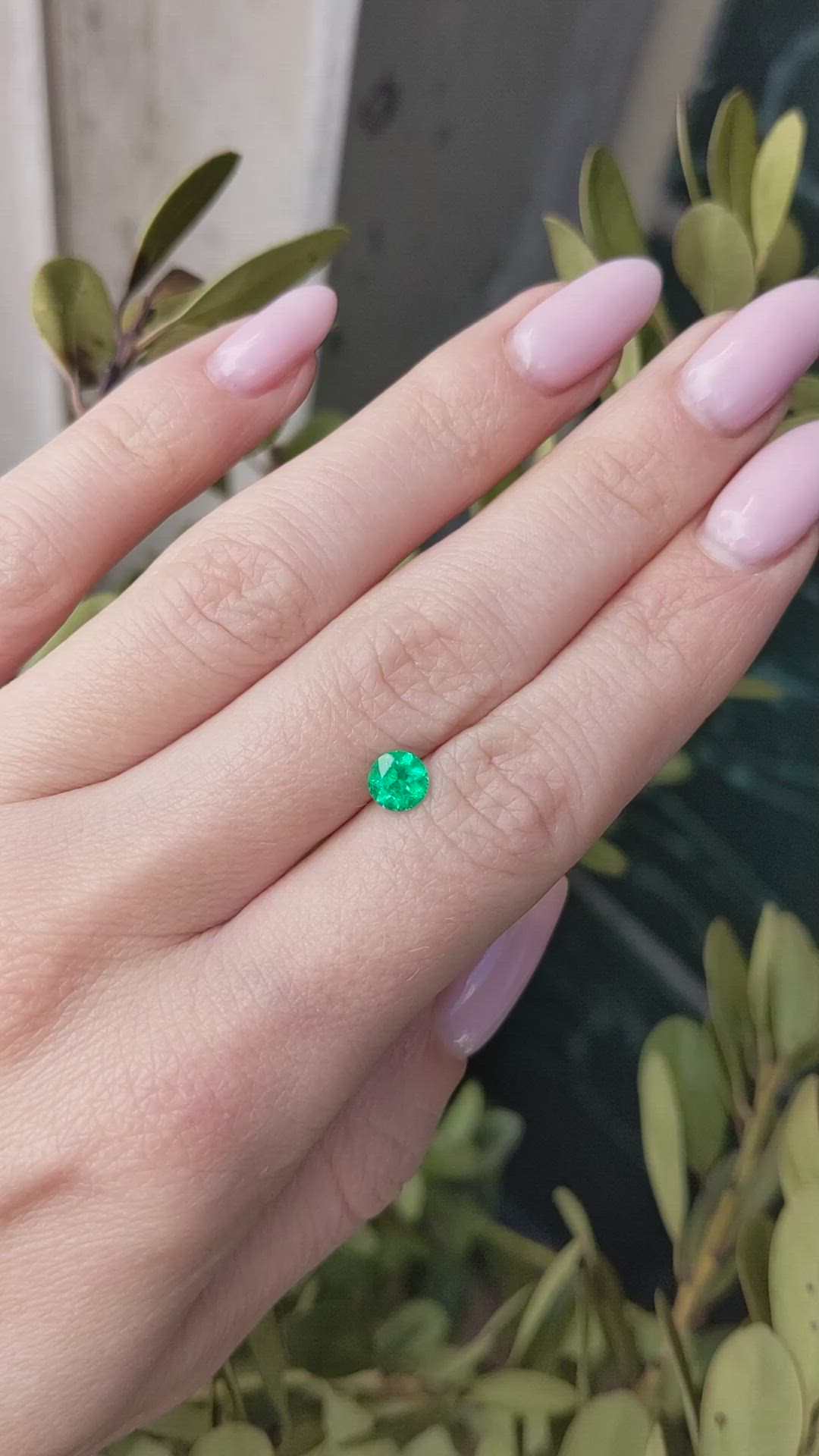 0.57 Ct. Emerald from Colombia Size Video