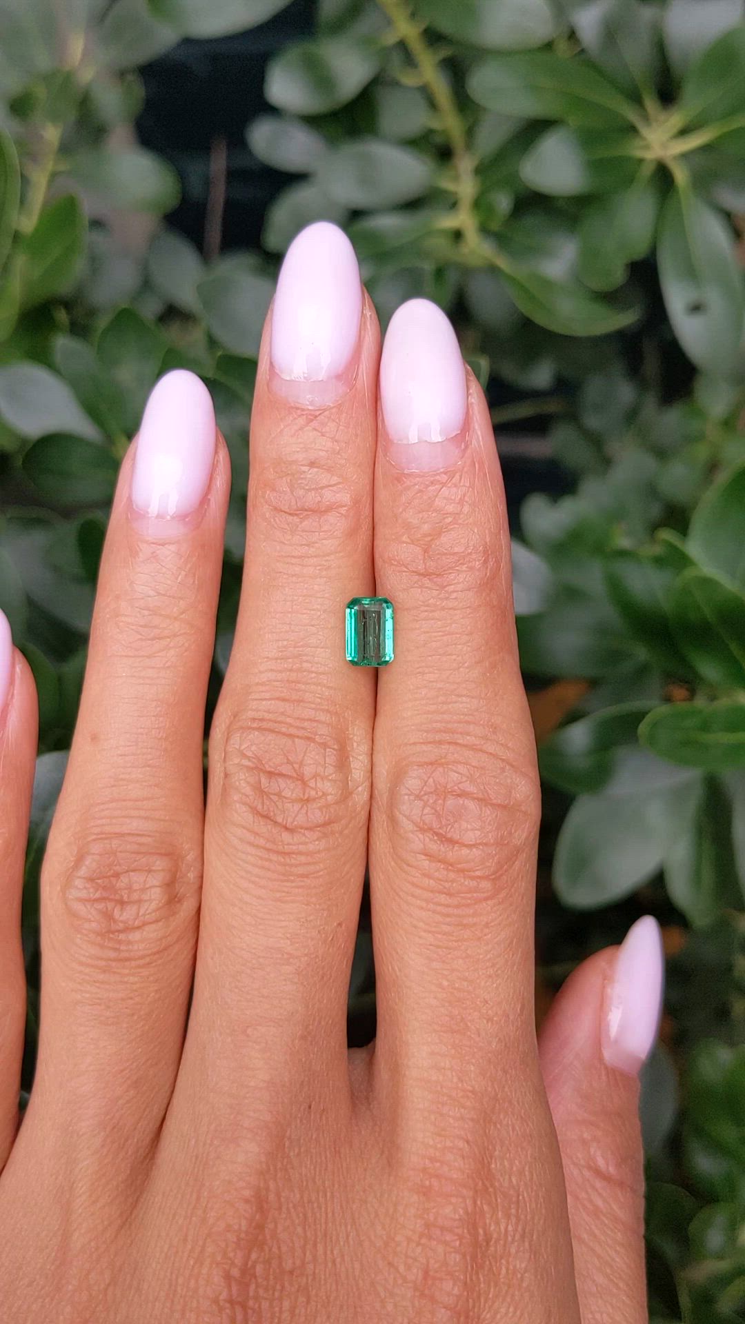 0.88 Ct. Emerald from Zambia Size Video