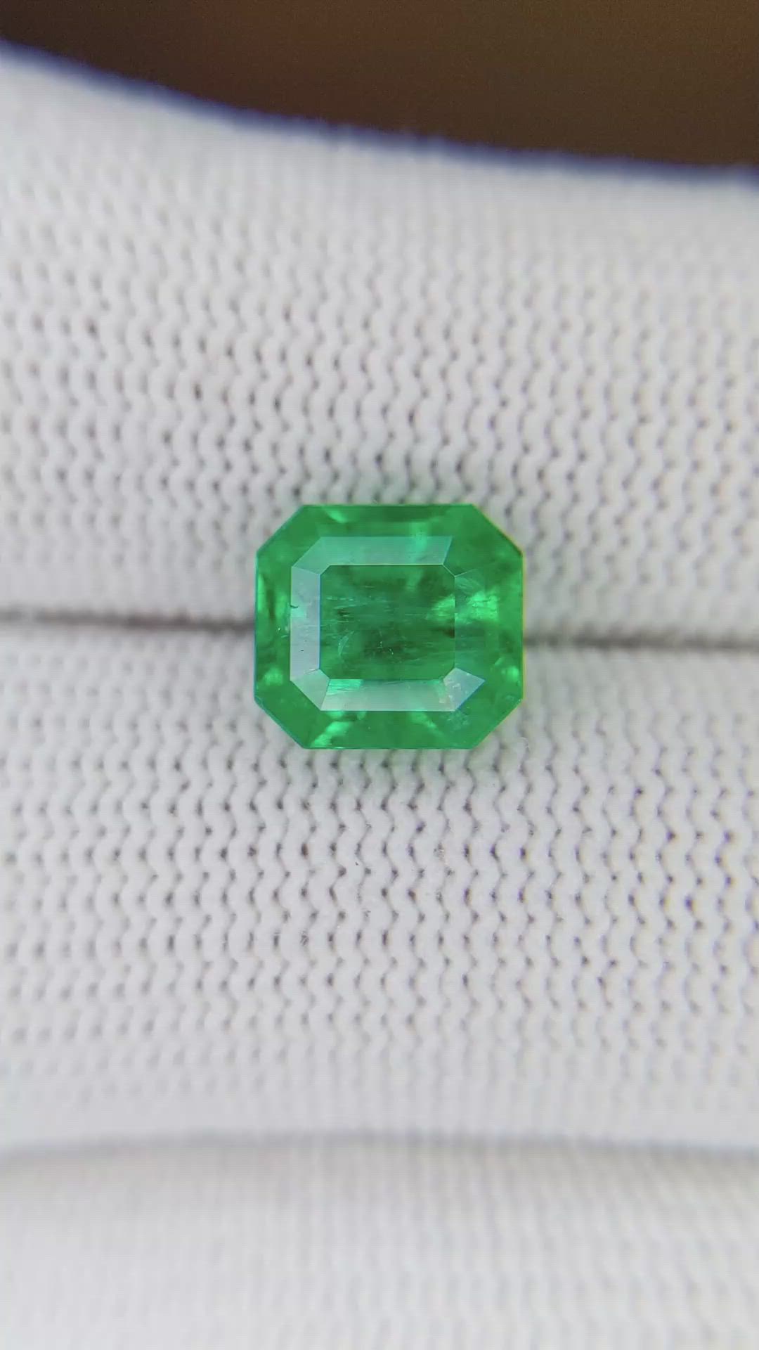2.06 Ct. Emerald from Colombia Size Video