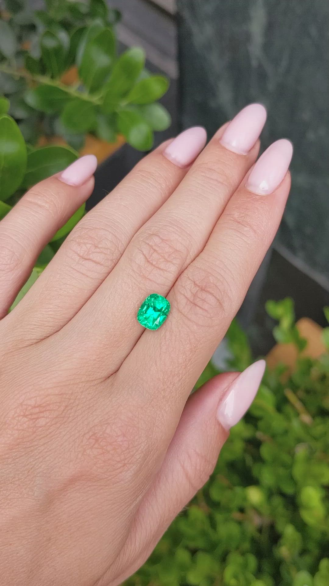 2.26 Ct. Emerald from Zambia Size Video