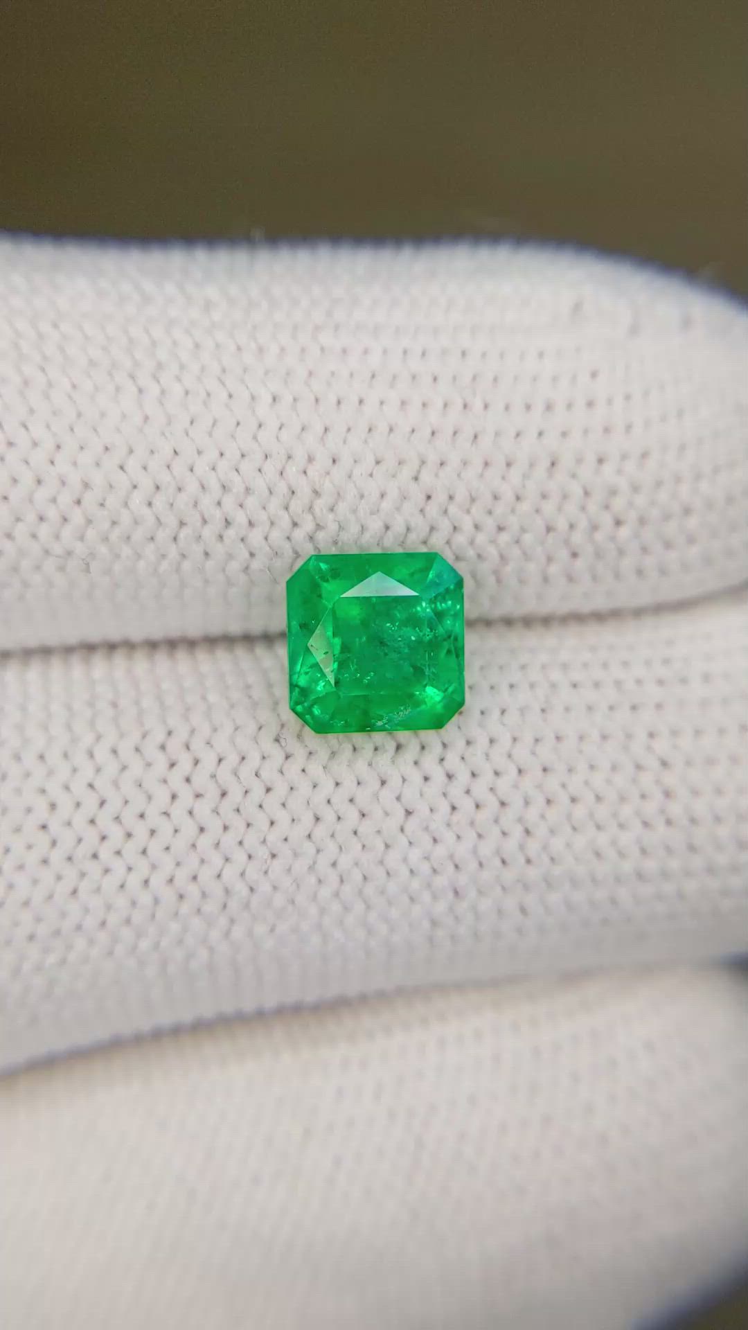 1.71 Ct. Emerald from Ethiopia Size Video