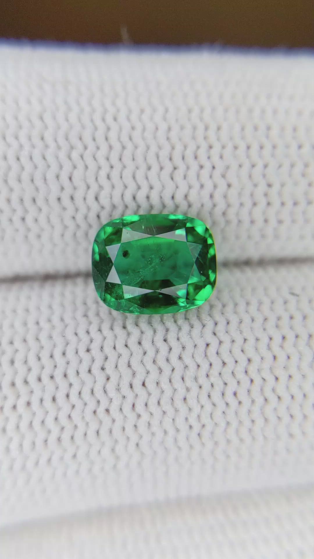1.37 Ct. Emerald from Zambia Size Video