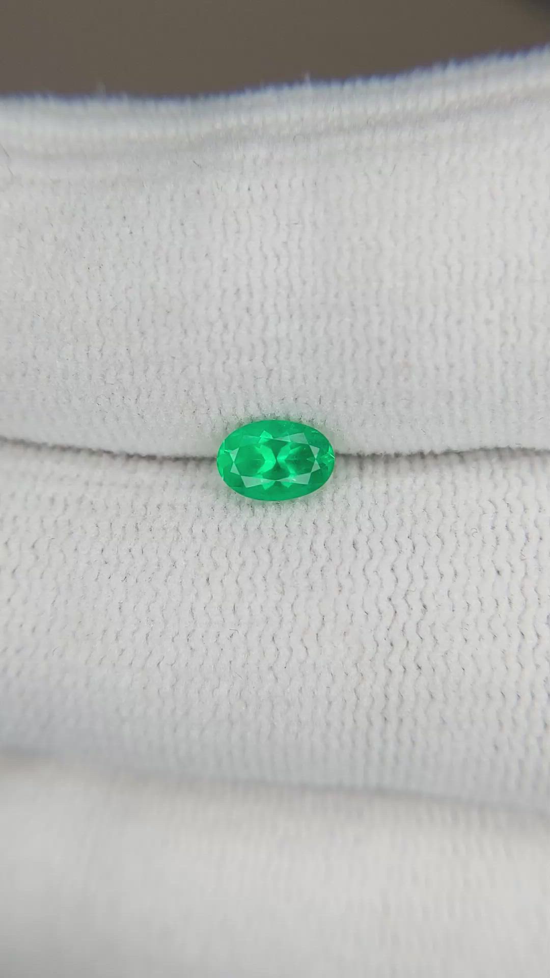 0.38 Ct. Emerald from Russia Size Video