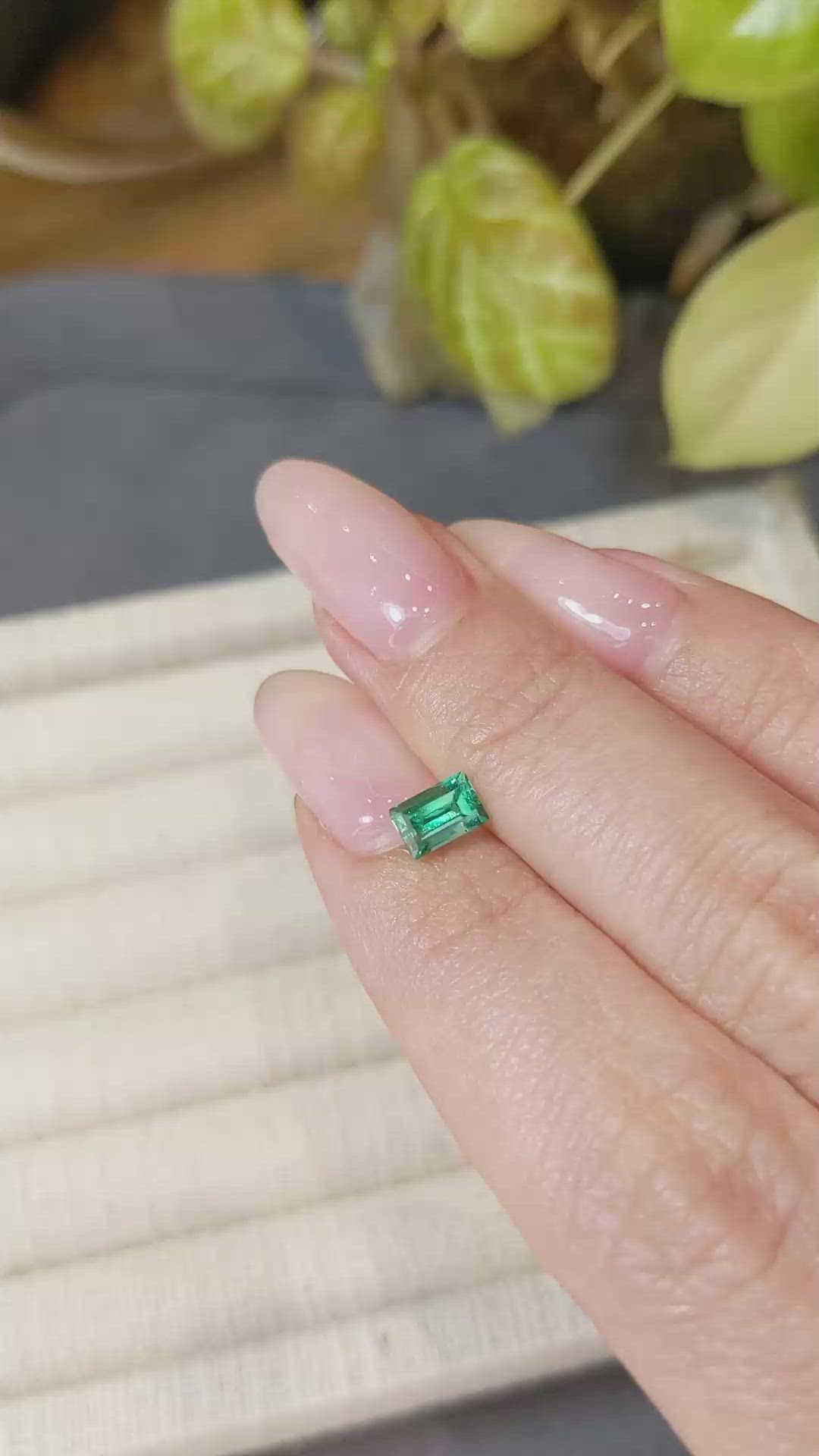 0.66 Ct. Emerald from Russia Size Video
