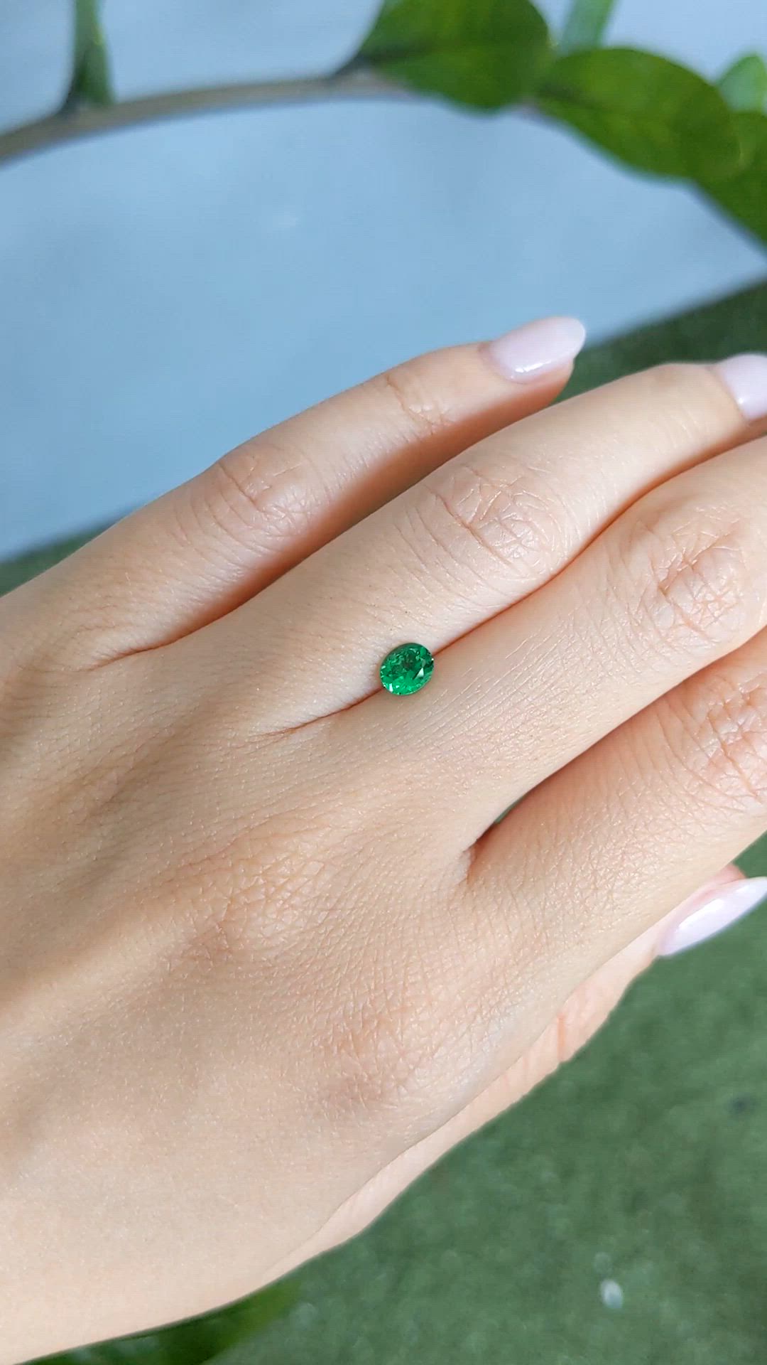 0.39 Ct. Emerald from Russia Size Video