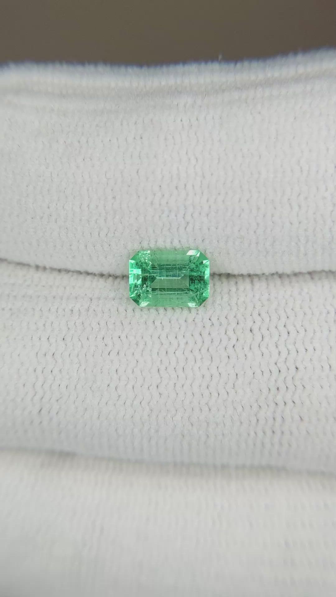 0.81 Ct. Emerald from Russia Size Video