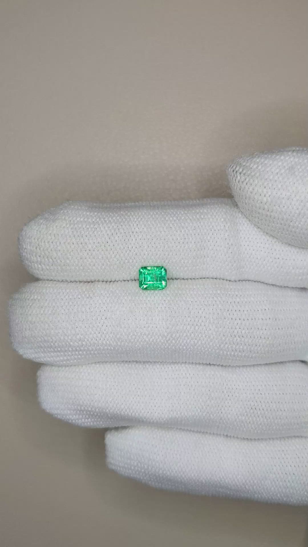 0.62 Ct. Emerald from Russia Size Video
