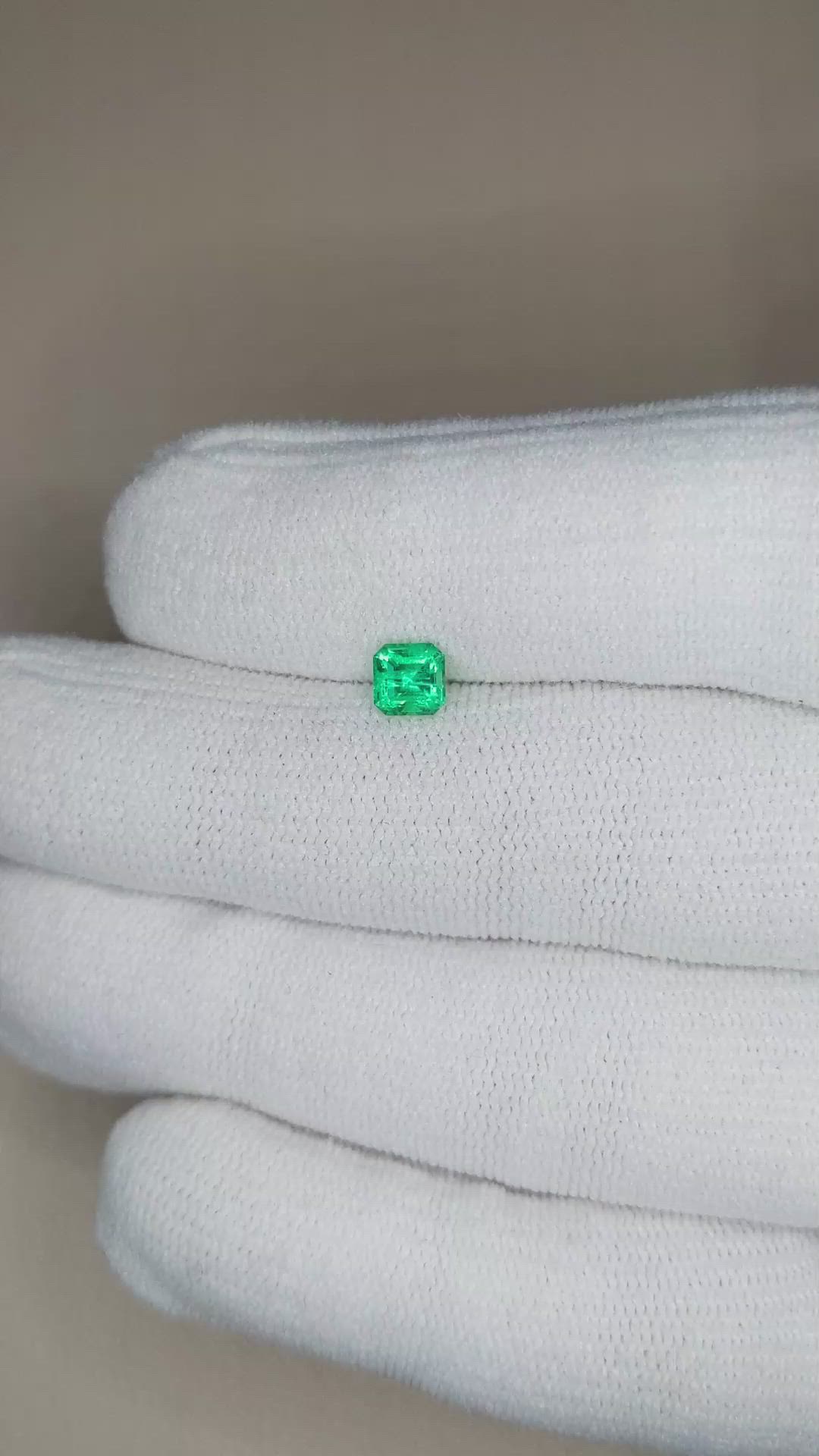 0.51 Ct. Emerald from Russia Size Video