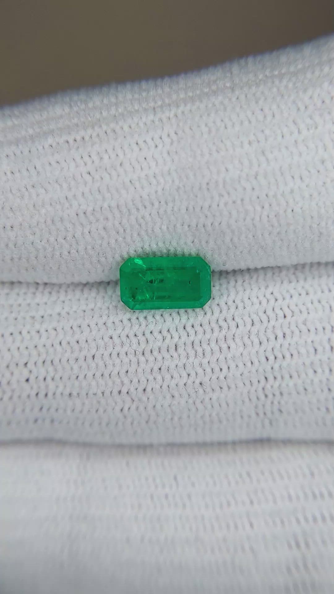 1.09 Ct. Emerald from Russia Size Video