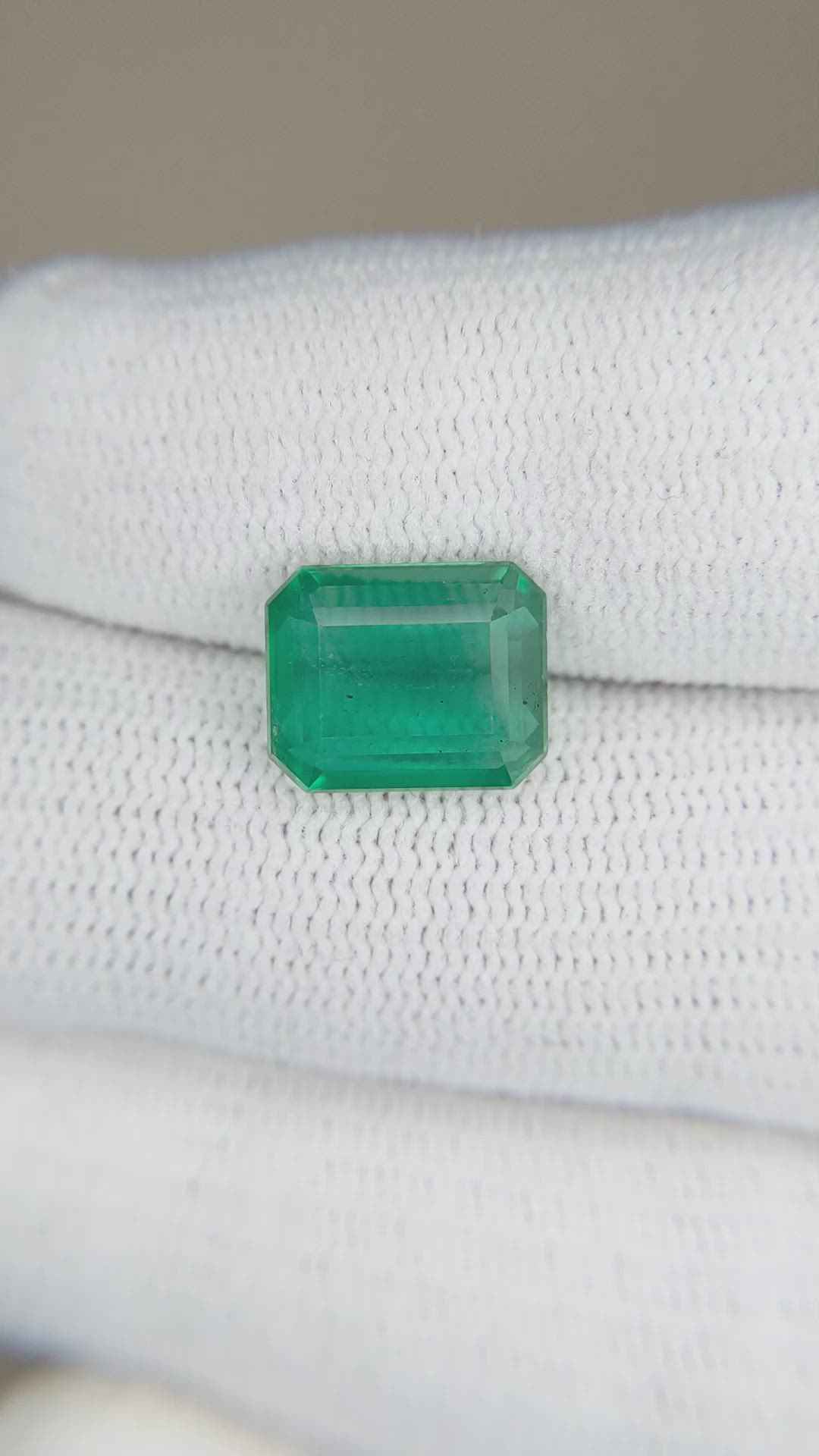 3.27 Ct. Emerald from Zambia Size Video