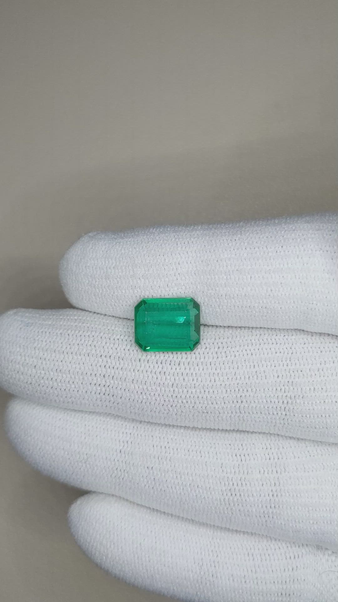 3.27 Ct. Emerald from Zambia Size Video