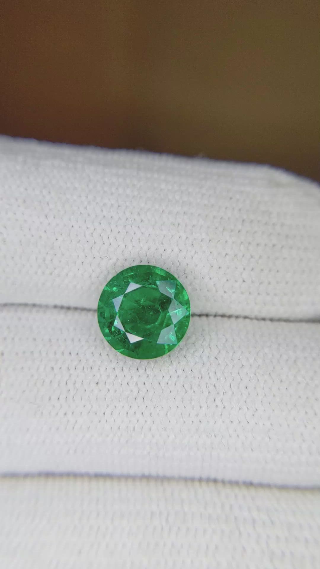 2.47 Ct. Emerald from Zambia Size Video